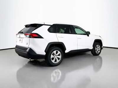 2024 Toyota RAV4, $29977. Photo 7