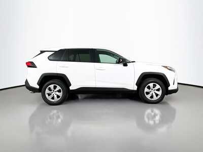 2024 Toyota RAV4, $29977. Photo 8