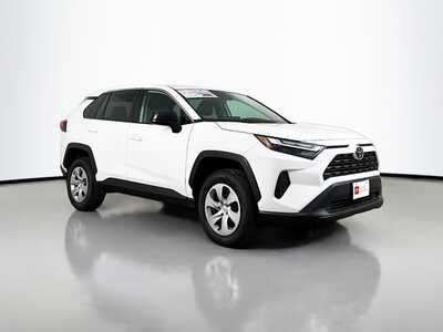 2024 Toyota RAV4, $29977. Photo 1