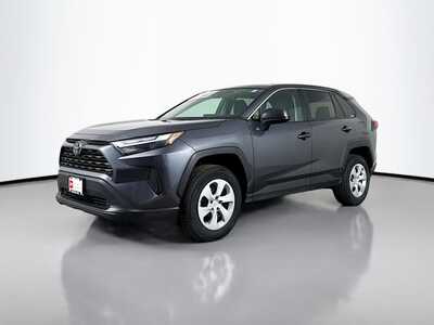 2024 Toyota RAV4, $29977. Photo 3