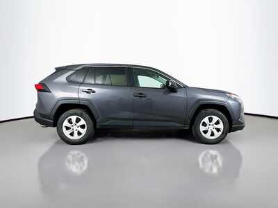 2024 Toyota RAV4, $29977. Photo 8