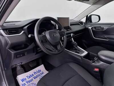 2024 Toyota RAV4, $29977. Photo 9