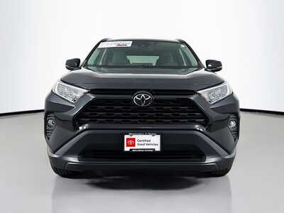 2021 Toyota RAV4, $28477. Photo 2