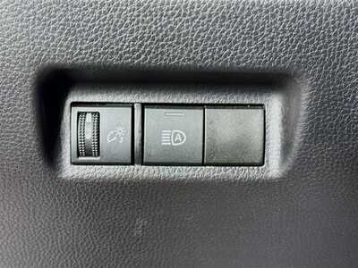 2025 Toyota RAV4, $36121. Photo 10