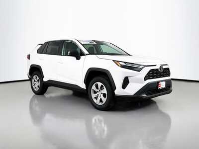 2024 Toyota RAV4, $29977. Photo 1