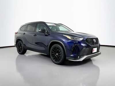 2025 Toyota Highlander, $46977. Photo 1