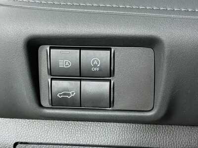 2024 Toyota Highlander, $35977. Photo 10