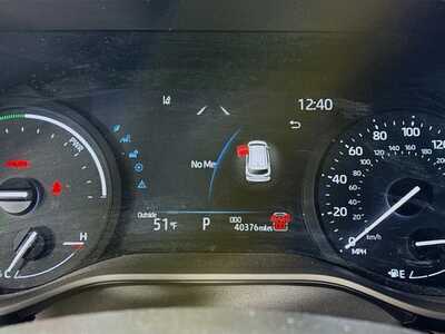 2025 Toyota Sienna, $39977. Photo 12