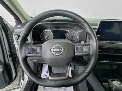 2025 Nissan Rogue, $25977. Photo 11