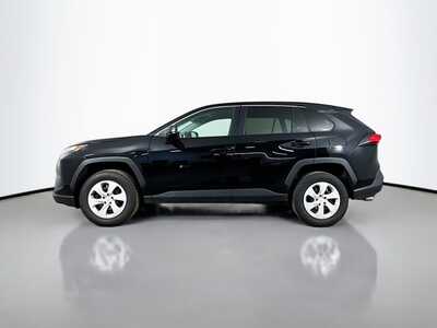 2024 Toyota RAV4, $29977. Photo 4