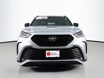 2025 Toyota Highlander, $46977. Photo 2