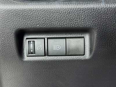 2025 Toyota RAV4, $37685. Photo 10