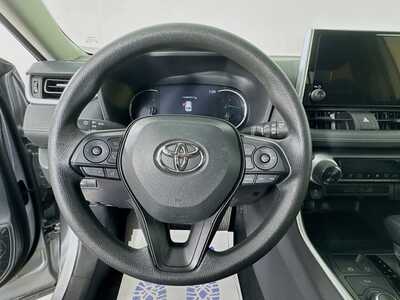 2025 Toyota RAV4, $37977. Photo 11