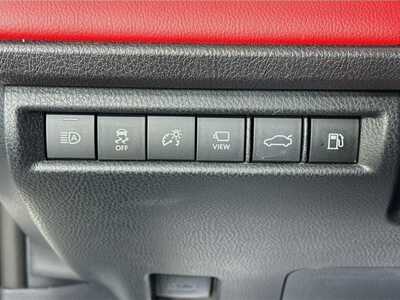 2025 Toyota Camry, $38977. Photo 10