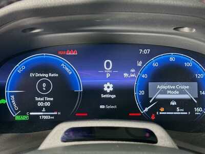 2025 Toyota Camry, $38977. Photo 12