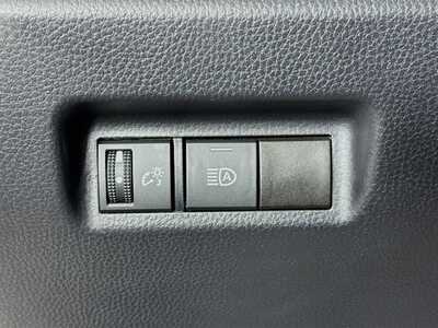 2024 Toyota RAV4, $29977. Photo 10