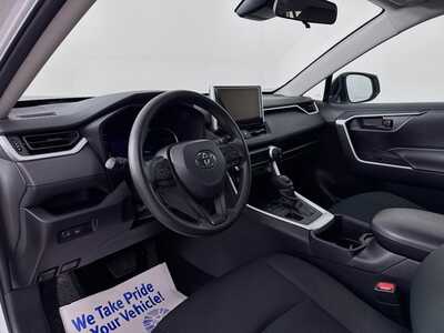 2024 Toyota RAV4, $29977. Photo 9