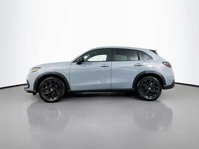 2025 Honda HR-V, $28977. Photo 4