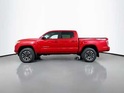 2023 Toyota Tacoma, $41465. Photo 4