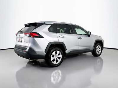 2024 Toyota RAV4, $29977. Photo 7