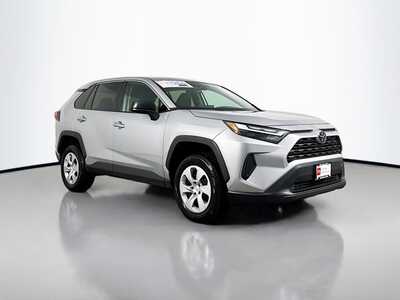 2024 Toyota RAV4, $29977. Photo 1