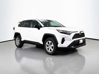 2024 Toyota RAV4, $30840. Photo 1