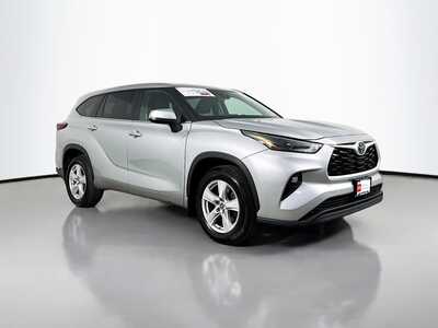 2024 Toyota Highlander, $36740. Photo 1