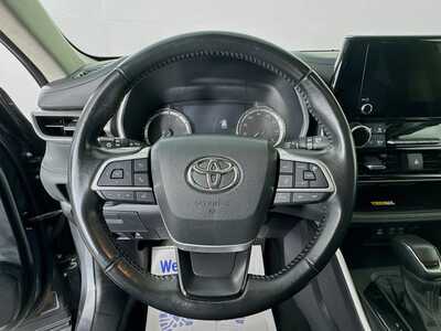 2023 Toyota Highlander, $40965. Photo 11