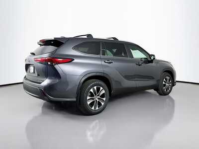 2023 Toyota Highlander, $40965. Photo 7