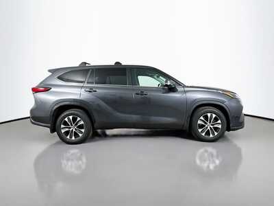 2023 Toyota Highlander, $40965. Photo 8
