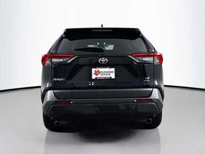 2025 Toyota RAV4, $30599. Photo 6