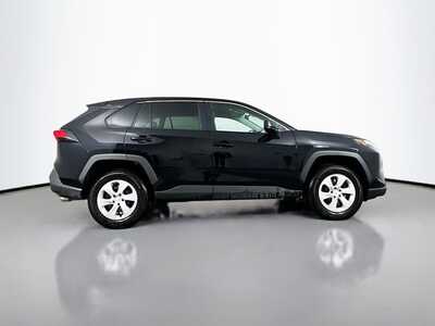 2025 Toyota RAV4, $30599. Photo 8