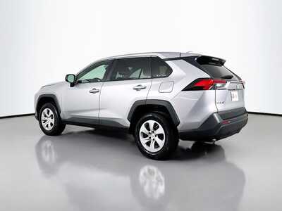 2024 Toyota RAV4, $28217. Photo 5