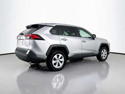 2024 Toyota RAV4, $28217. Photo 7