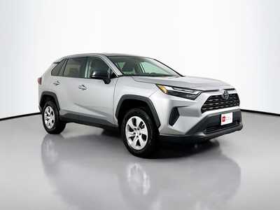 2024 Toyota RAV4, $28217. Photo 1