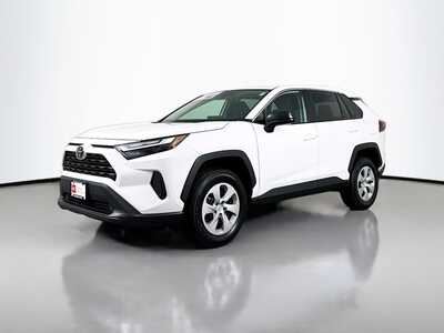 2024 Toyota RAV4, $29977. Photo 3