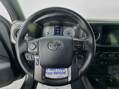 2019 Toyota Tacoma, $32570. Photo 11