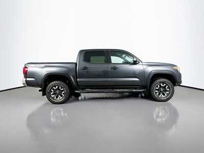 2019 Toyota Tacoma, $32570. Photo 8