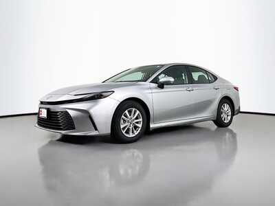 2025 Toyota Camry, $27678. Photo 3