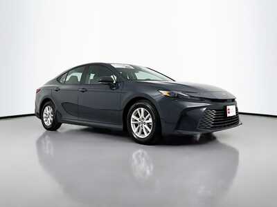 2025 Toyota Camry, $27477. Photo 1