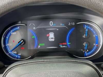 2025 Toyota RAV4, $35977. Photo 12