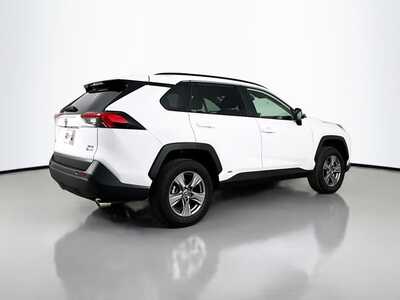 2025 Toyota RAV4, $35977. Photo 7