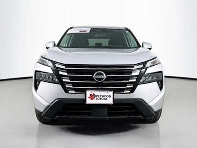 2025 Nissan Rogue, $24977. Photo 2