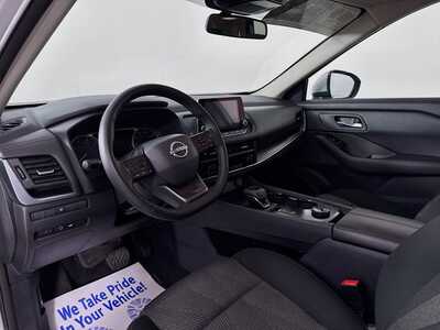 2025 Nissan Rogue, $24977. Photo 9