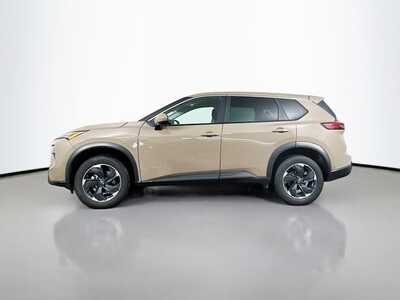 2025 Nissan Rogue, $24477. Photo 4