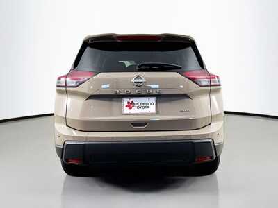 2025 Nissan Rogue, $24477. Photo 6