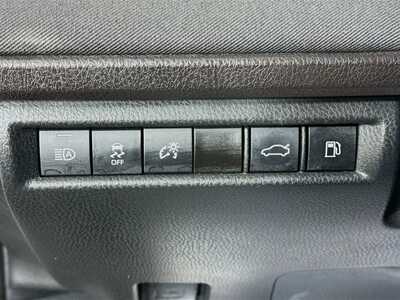 2025 Toyota Camry, $26277. Photo 10