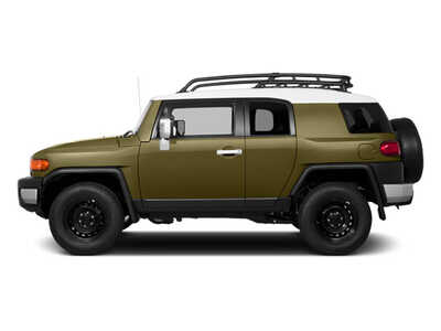 2014 Toyota FJ Cruiser, $34703. Photo 3