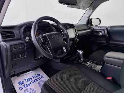 2024 Toyota 4Runner, $43884. Photo 9