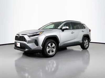 2025 Toyota RAV4, $33977. Photo 3
